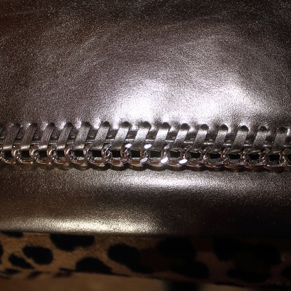 NIB LUXURY WATCH TRENDS UNIQUE LG METALLIC CLUTCH - Picture 4 of 8